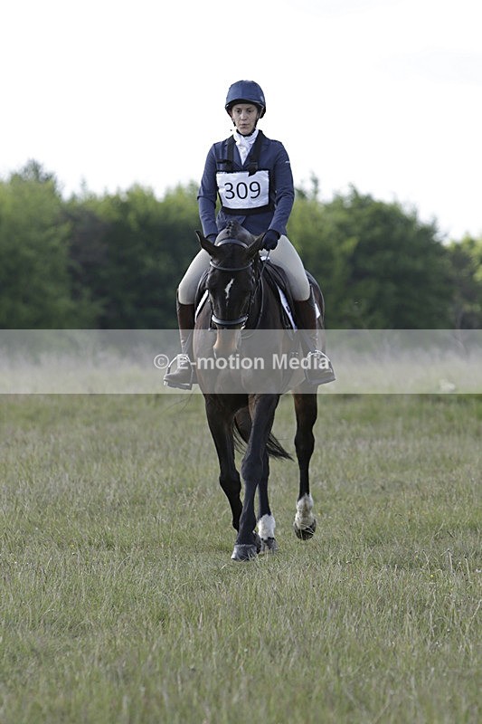 BVHT 140517 -83 - Class 1 DR Intermediate 14/05/17