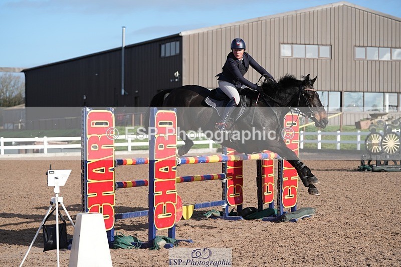 251108-102419-02135 - Cls 11 Snr 1.05m Open