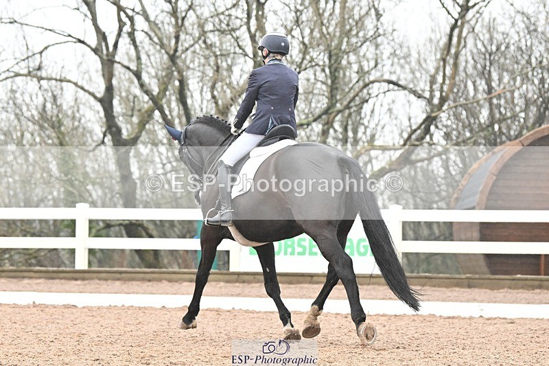 250215-120722-03324 - 228-Louise.Hutchinson-Shovern.Noire