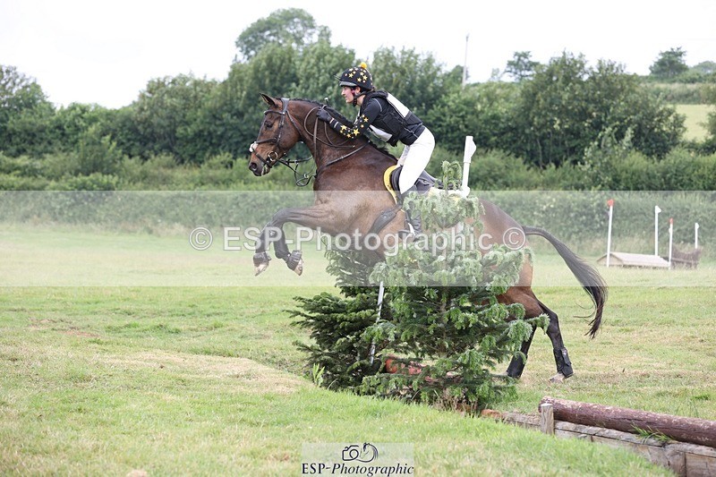 230625-100027-01259 - XC 90cm 9.45 to 11.00