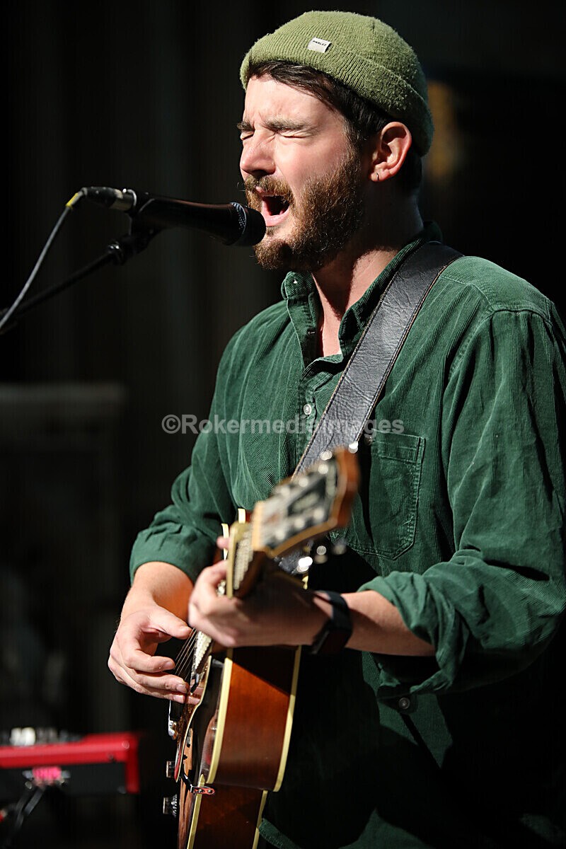 FOLK N BLUES-584 - FOLK and BLUES SEPT 2022