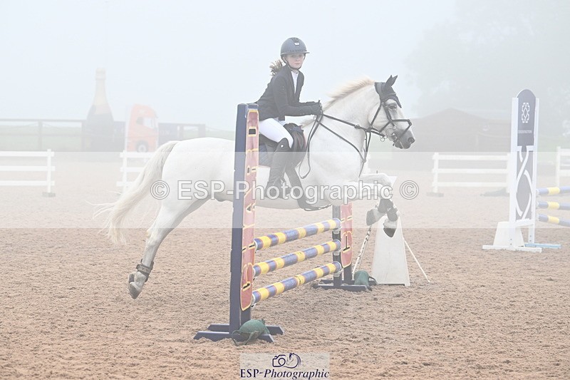 240907A-092933-00126 - Cls 1 Pony Intro 70cm