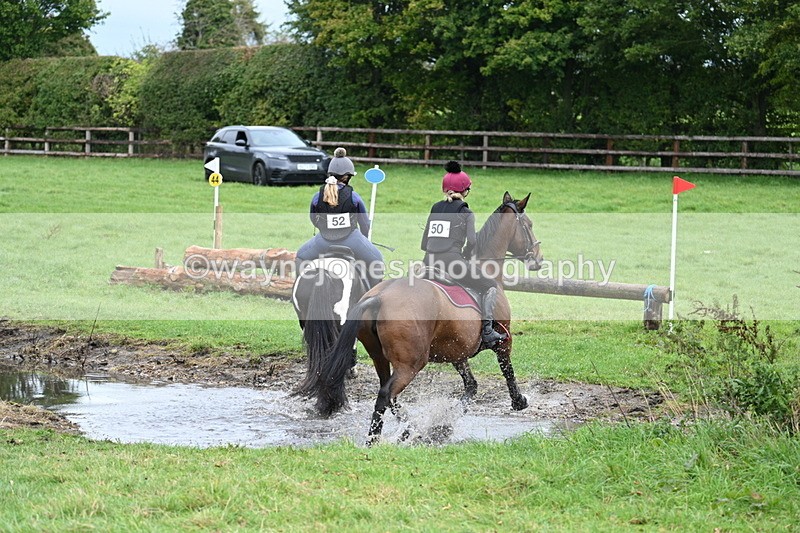 WJ7_0124 - Time at Photographer 11:24 to 11:48