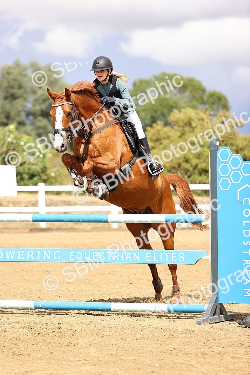 SBM_026984 - Class 13 - Senior Newcomers - 1.10m