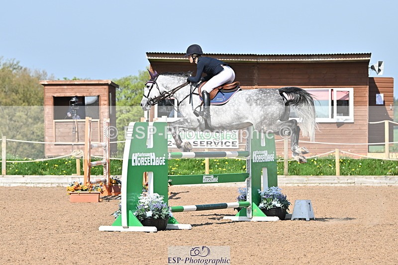 240509A-094817-00674 - Cls 8 Foxhunter