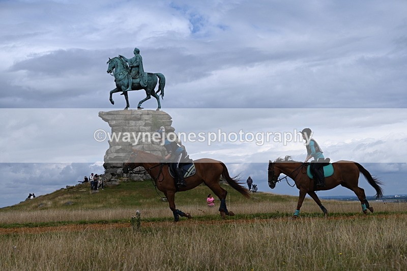 DSC_7734 - Time at Statue 13:16 to 13:52