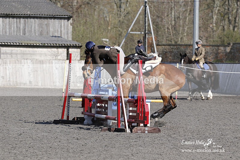 _EST0821 - Bourne Valley Riding Club Winter Showjumping 27/03/22
