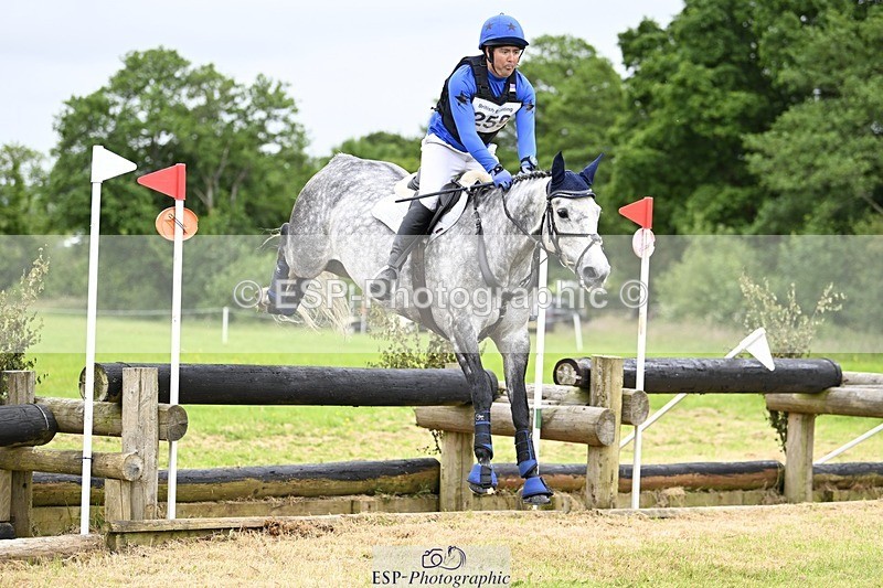 240623-110333-01359 - BE 90 XC 10-30 to 11.30