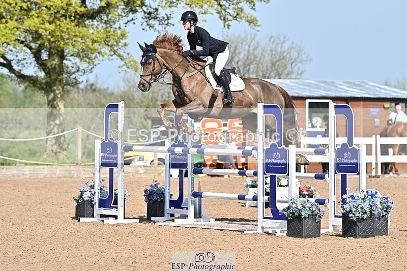 240509A-095239-00700 - Cls 8 Foxhunter