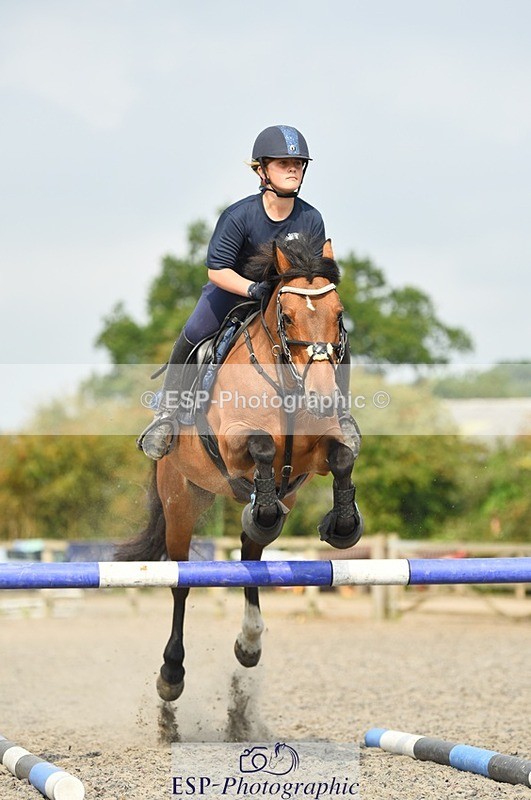 230817-105048-01784 - Kay's 2nd Group - Arena