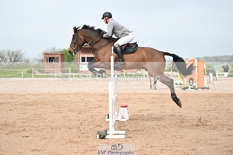 250425-095849-08073 - Cls 2 - 2 Star Small Tour