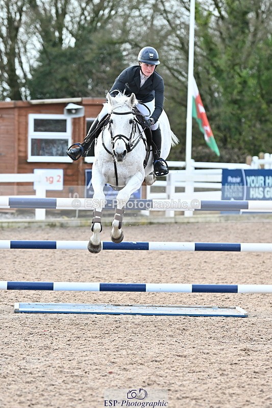 231208A-135710-01051 - Cls 6 Foxhunter & 1.20m Open