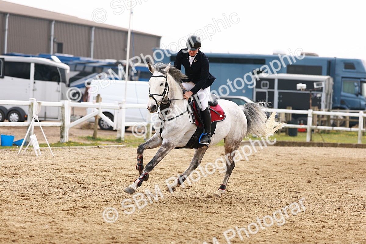  - Class 18 - Senior Newcomers - 1.10m