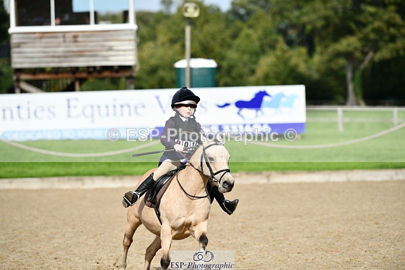 251004A-131044-01174 - Classes 6 & 7 60cm