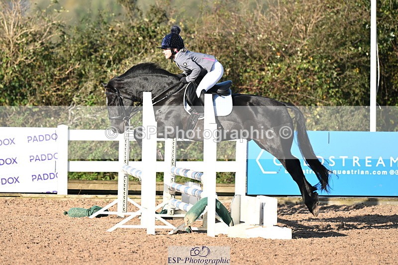 241026A-101317-00080 - SAT Cls 3 Pony Intro 70cm