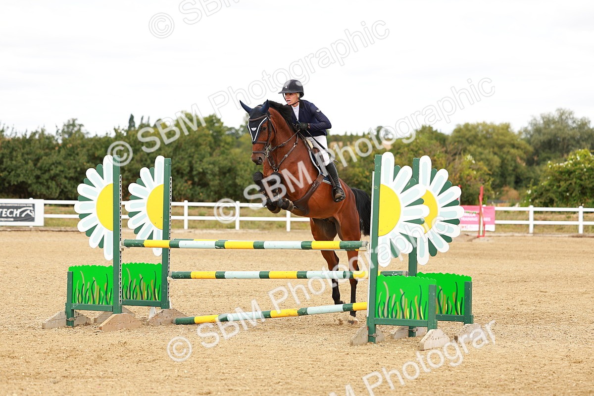 SBM_006808_Class 4 - Senior British Newcomers - 110m