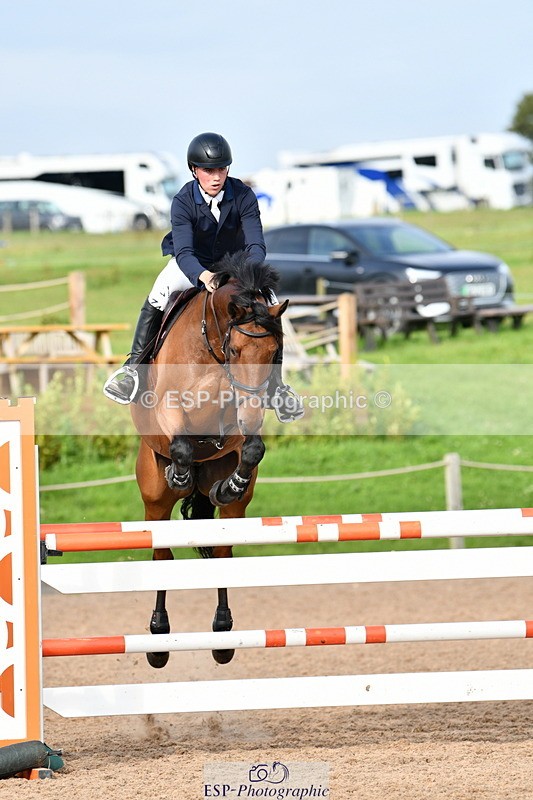 240915A-164131-11077 - Cls 30 Snr Foxhunter