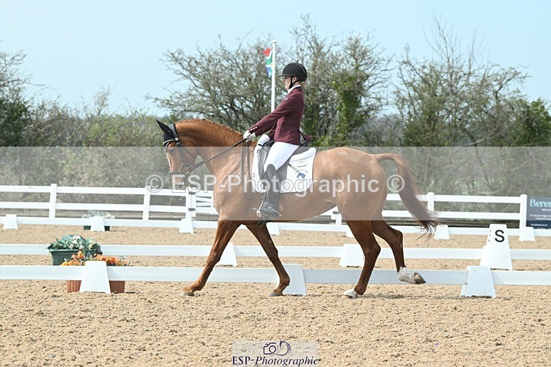 250403-120505-02221 - 065-Charlotte.Dicker-Catherston.Zahara