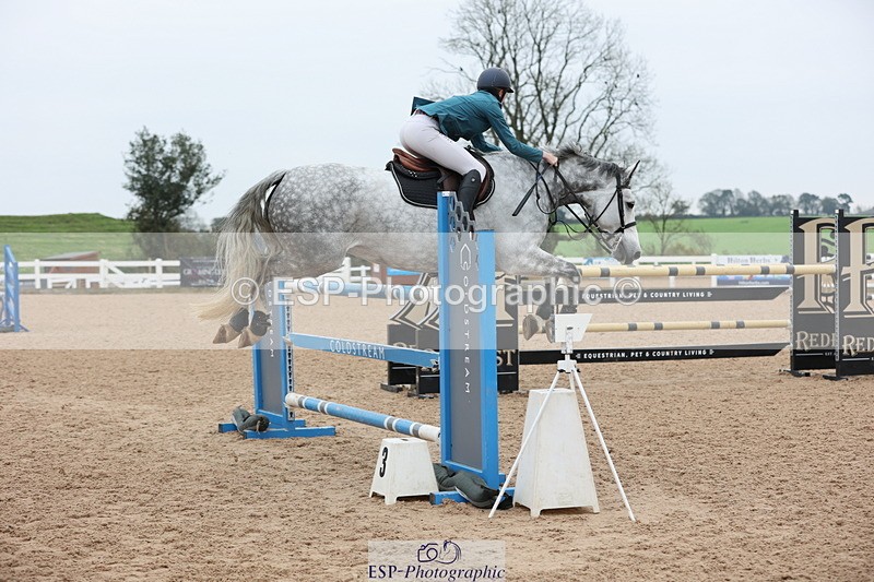 241101A-130026-01910 - FRI Cls 6 Foxhunter and 1.20m Open