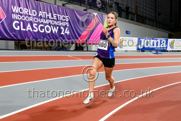 SenInd26-819505 - Track Female Set One