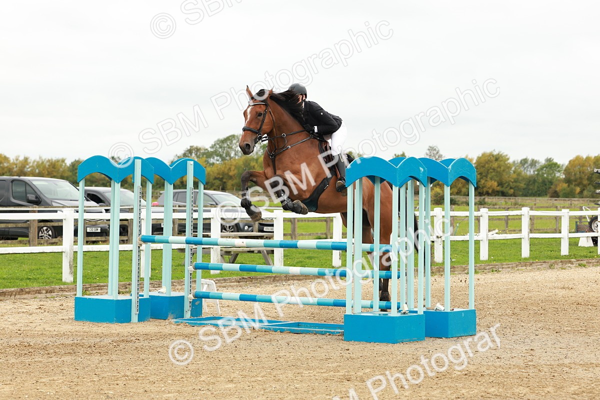 1I0A7640 - Class 4 - Senior Newcomers 1.10m