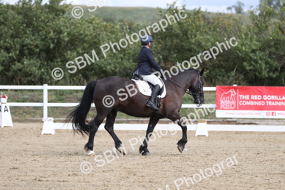 SBM_001433 - Class 2 - Intro 4 Champs - 10.56-11.44