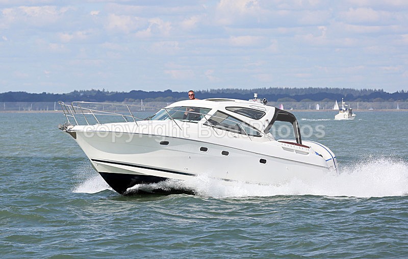 160829 KCO - JEANNEAU PRESTIGE 34 Y92A7138 - Motorboats - Hardtop