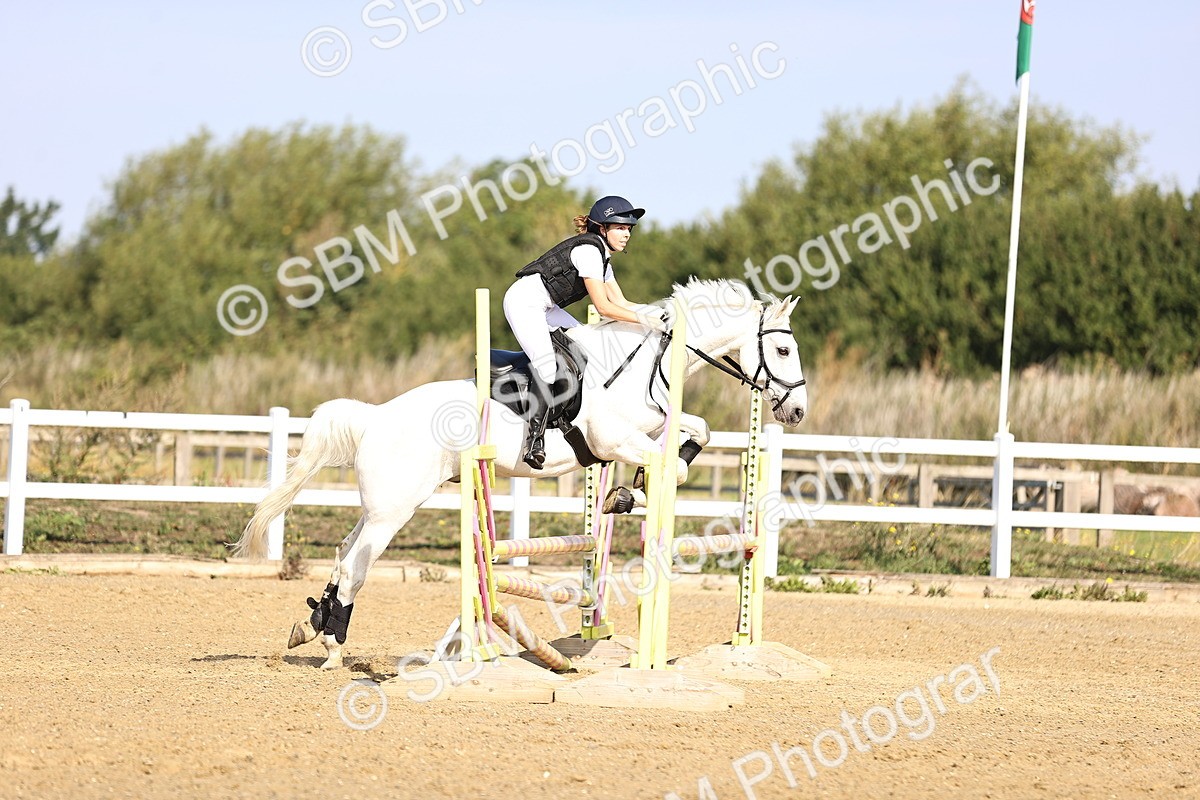 SBM_005567 - Class 8 - Clear Round