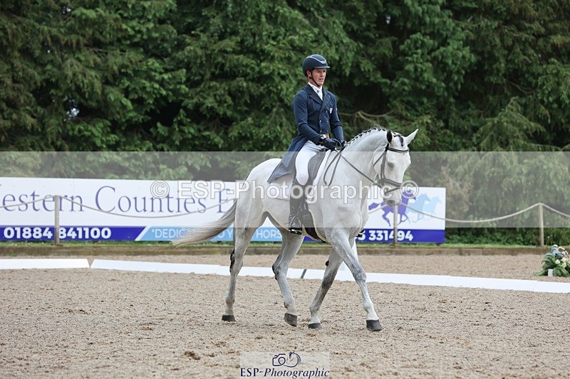 240523-093314-03149 - 207-IE_MR_MCGREGOR-Will_Furlong