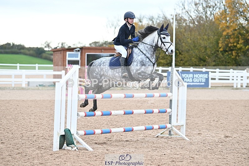 231119A-113131-05429 - Sun Cls 5 Newcomers & 1m Open