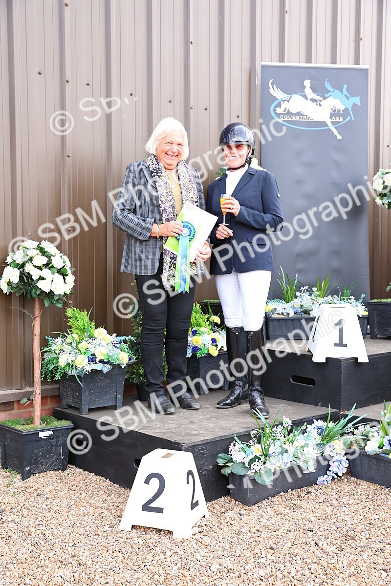 SBM_003999 - Presentations - cart