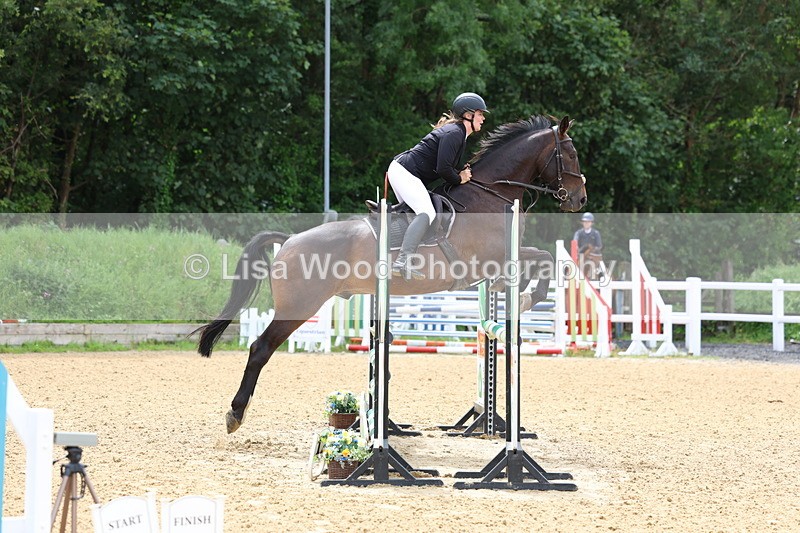 3E7A5968 - Class 4: Senior British Novice/90cm open