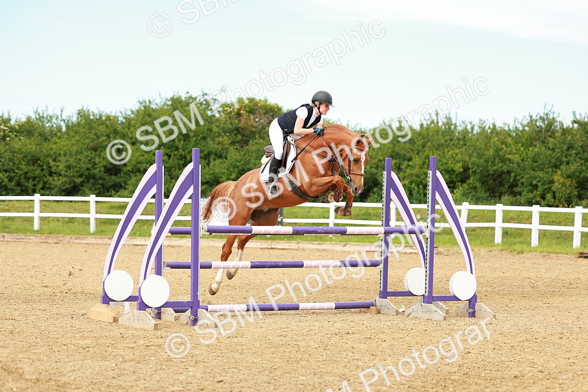SBM_002320 - Class 4 - Senior Newcomers - 1.10m