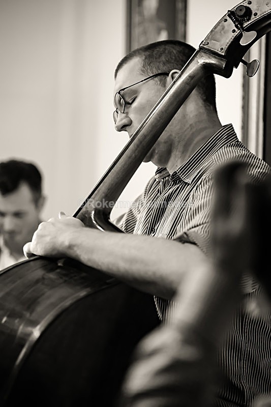  - TOM & SIMON GARDNER PLAY BROTHERS CANDOLI