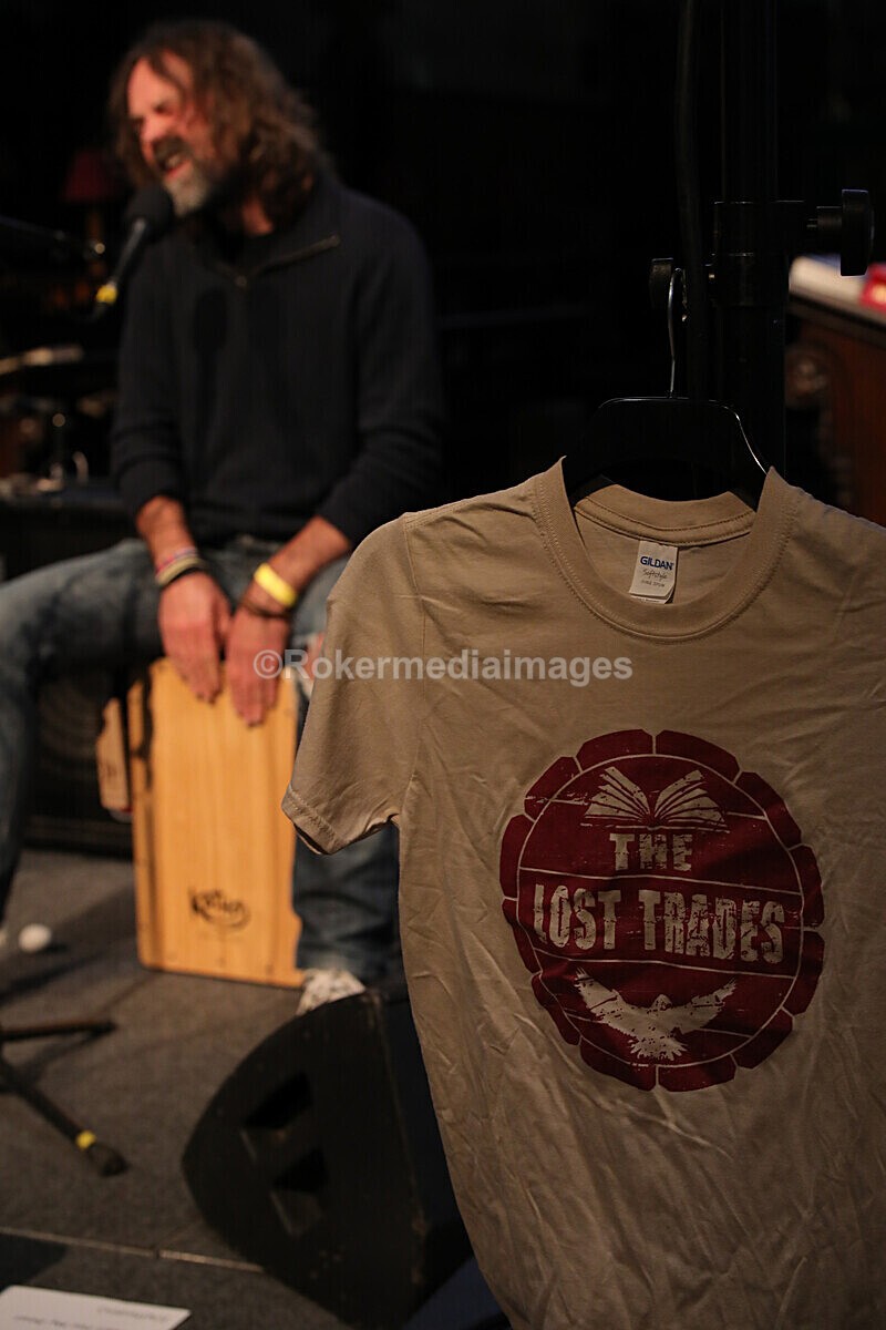 FOLK N BLUES-273 - FOLK and BLUES SEPT 2022