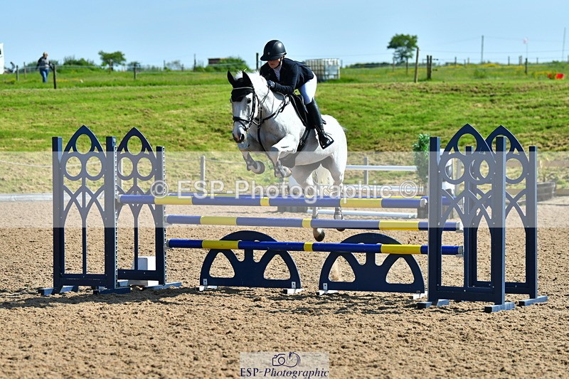 230527A-095102-03069 - Cls 13 Snr 1.05m + 1.10m Open