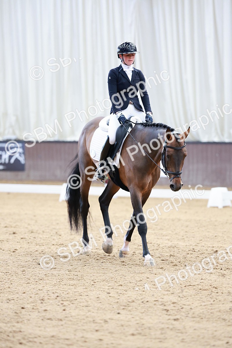 SBM_006800 - Class 6b - Novice 6 - 8.56-9.24