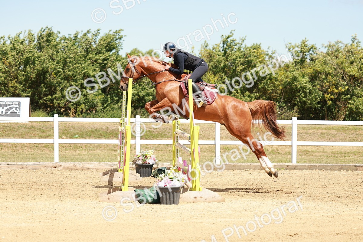 SBM_007373 - Class 3 - Senior Newcomers - 1.10m Open