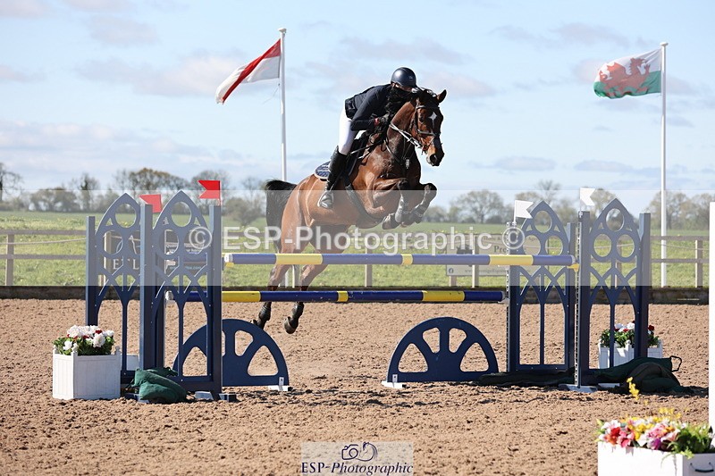 240419A-101411-05920 - Cls 2, 2 Star Small Tour 1.30m