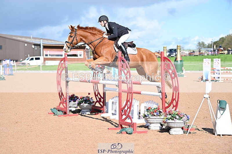 231014A-114839-04494 - Cls 18 Newcomers & 1.10m Open