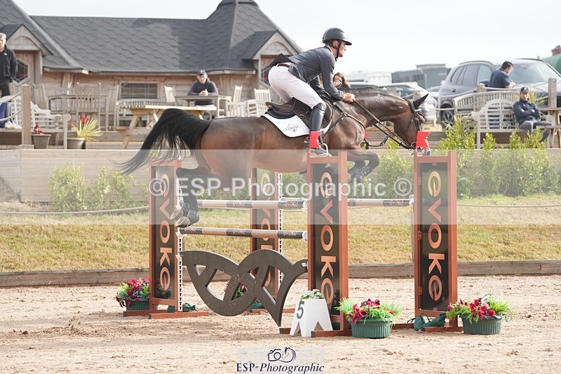 250718-082324-08436 - Cls 18, 1 Star Gold Tour