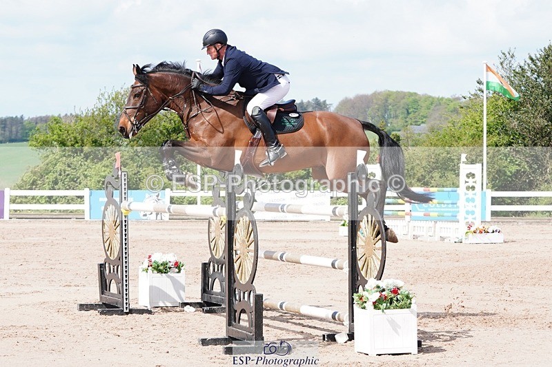 250427-112052-16191 - Cls 4 - 2 Star Small Tour