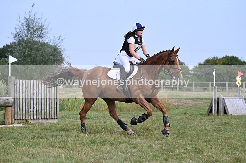 WJ7_8113 - 80cm XC Time 15:26 to 15:43