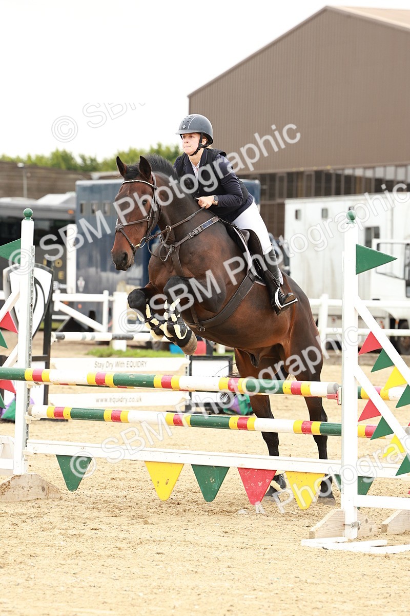 1I0A7375 - Class 3 - Senior Discovery - 1.00m