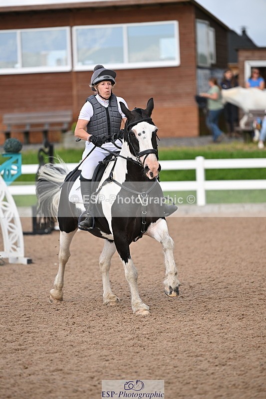 240806A-182250-00813 - 80cm BS Club & Schools