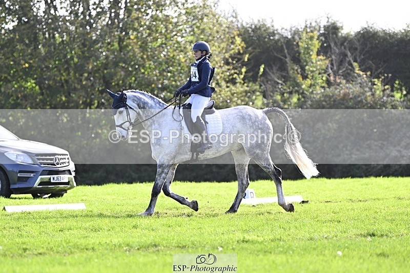 241025-140141-09576 - 384-Kerri.Mcnicol-CALGARY