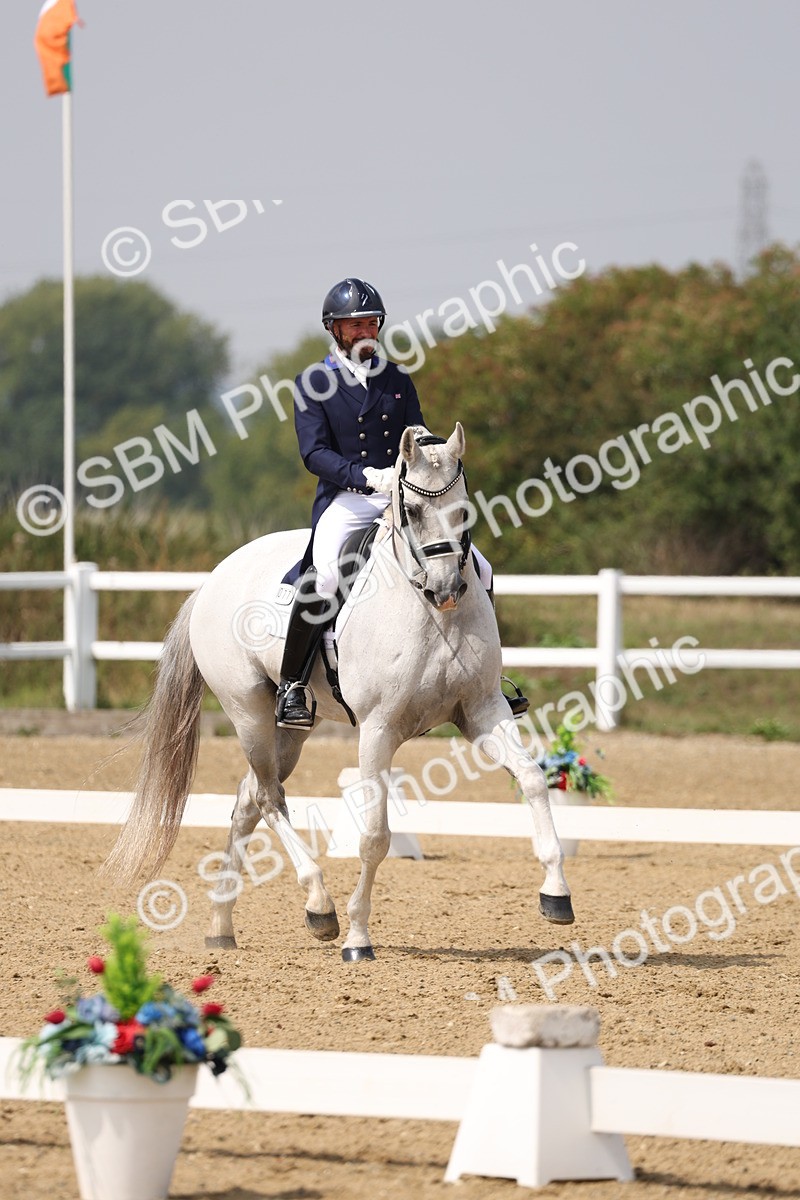 SBM_007338 - Class 9 - FEI INT I - 13.37-14.33