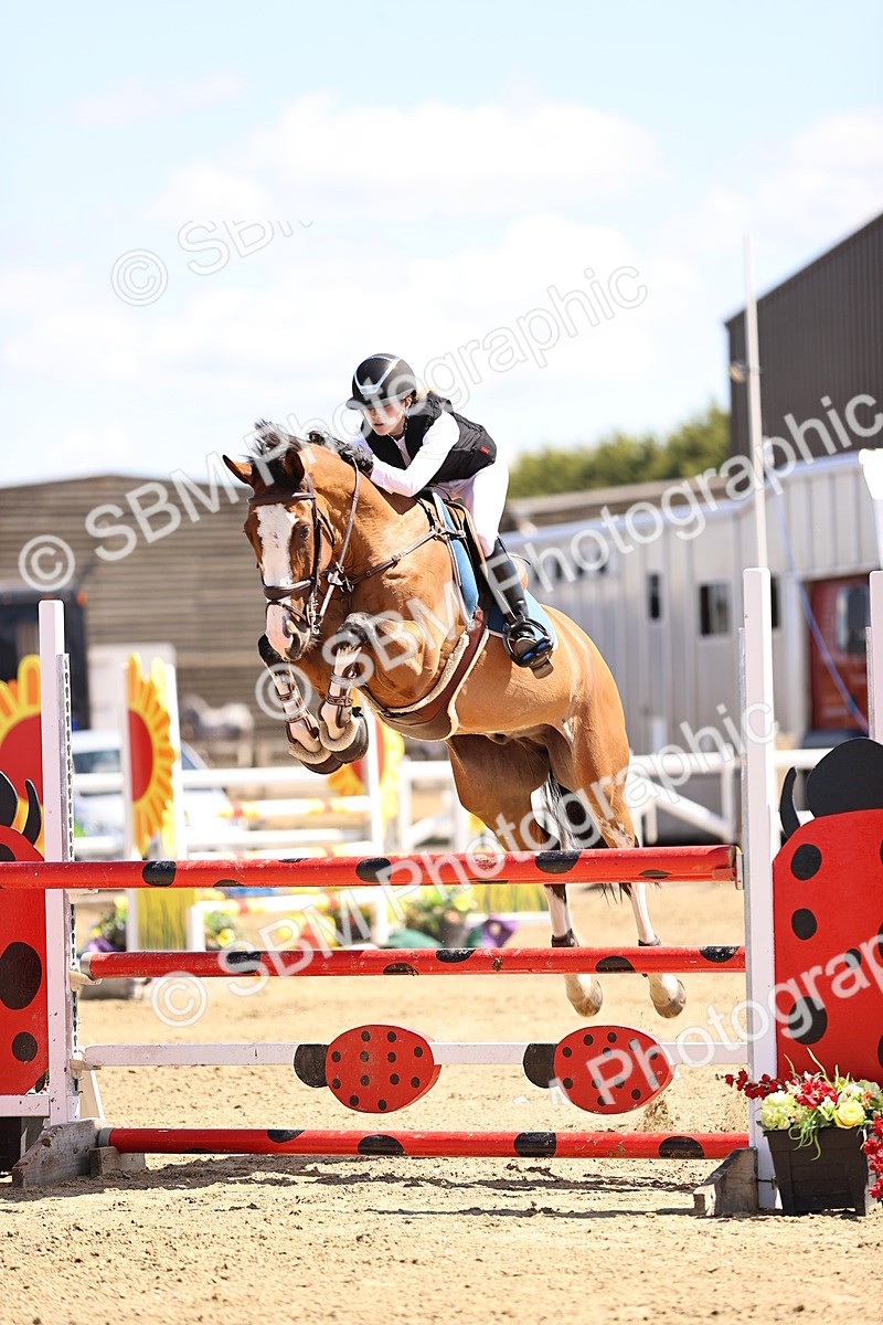 SBM_014929 - Class 15 - Senior Newcomers - 1.10m Open