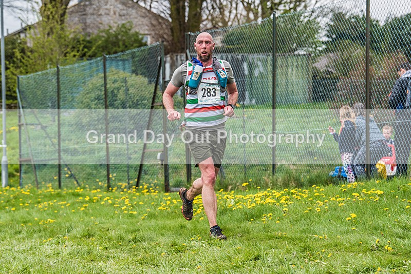 3 Peaks-2492 - The 3 Peaks Race - The Finish - Saturday 29th April 2023