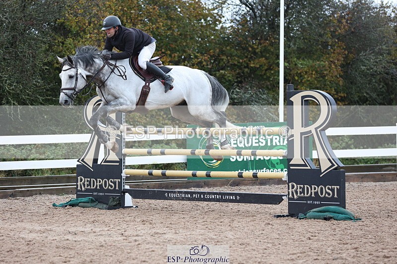231112A-143002-04844 - Cls 21 Foxhunter & 1.20m Open